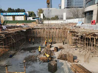 兩手抓兩手硬 | 記者實探南京建筑工地，如何織牢戰疫“防護網”推進工程建設